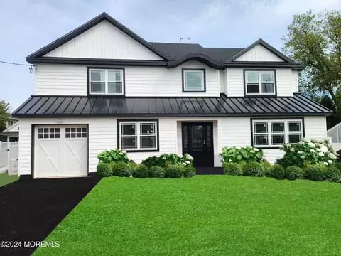 1210 Crosby Rd, Spring Lake Heights, NJ 07762