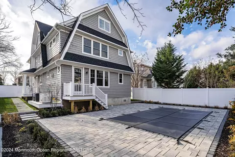 44 Cowart Ave, Manasquan, NJ 08736