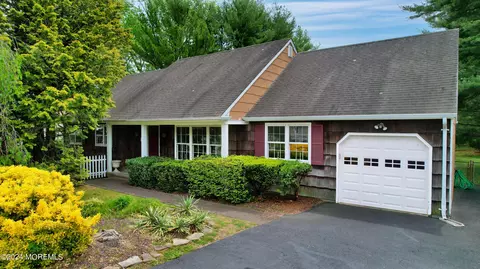 2265 Lanes Mill Rd, Brick, NJ 08724