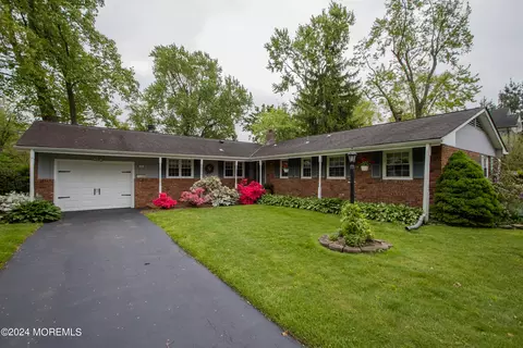 25 Orchard St, Red Bank, NJ 07701