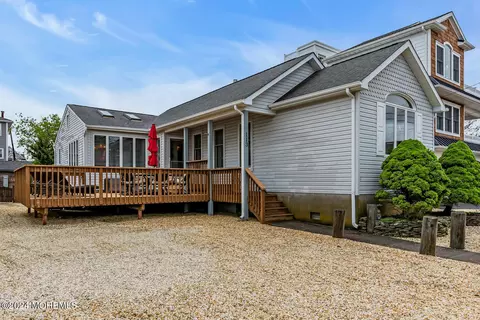 113 F St, Seaside Park, NJ 08752