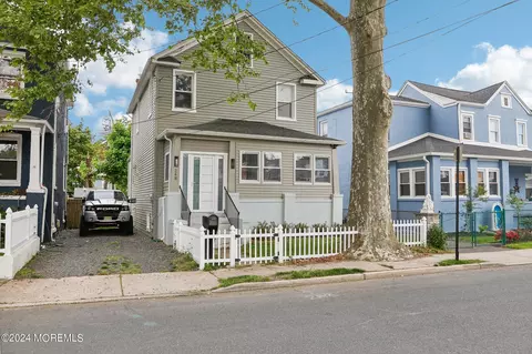 248 Leighton Ave, Red Bank, NJ 07701