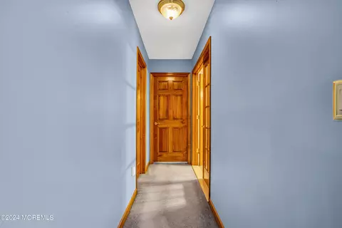 Entry Way - 12 Bear Trl, Jackson, NJ 08527 photo 5 of 11