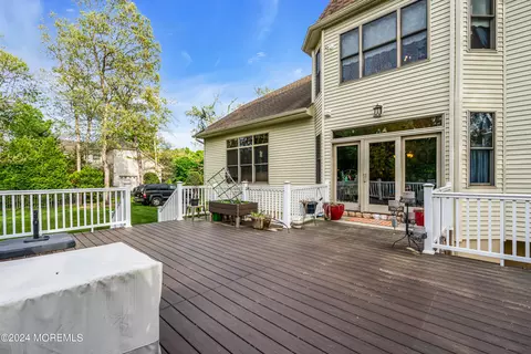 Exterior - 12 Bear Trl, Jackson, NJ 08527 photo 8 of 14