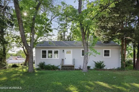 119 Cedarwood Dr, Brick, NJ 08723