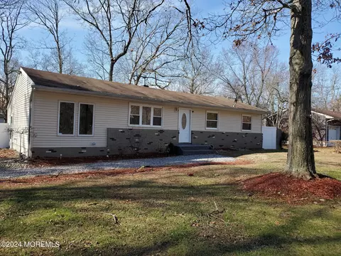 2627 Ridgeway Rd, Manchester, NJ 08759