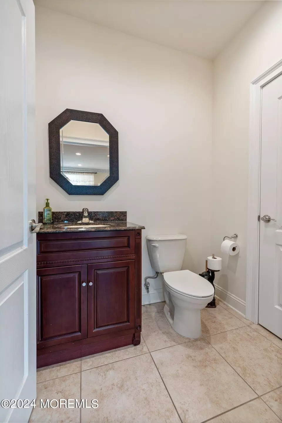  33 White Oak Ln, Aberdeen, NJ 07747 photo 12