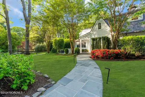 Exterior - 1 Post Rd, Rumson, NJ 07760 photo 6 of 26