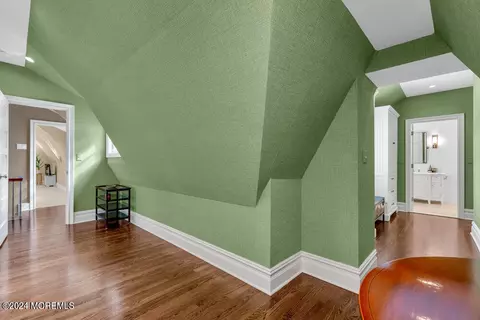 Entry Way - 1 Post Rd, Rumson, NJ 07760 photo 7 of 8