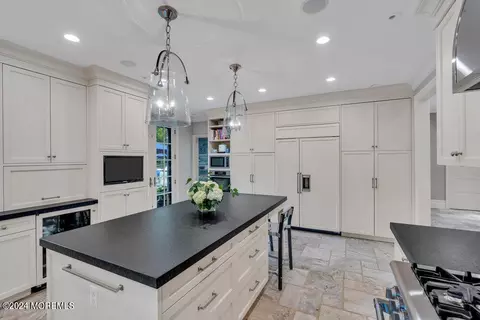 Kitchen - 1 Post Rd, Rumson, NJ 07760 photo 4 of 5