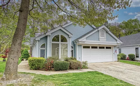 2348 Coral Leaf Rd, Toms River, NJ 08755