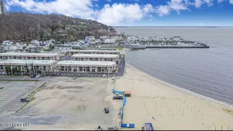 330 Shore Dr #E8, Highlands, NJ 07732
