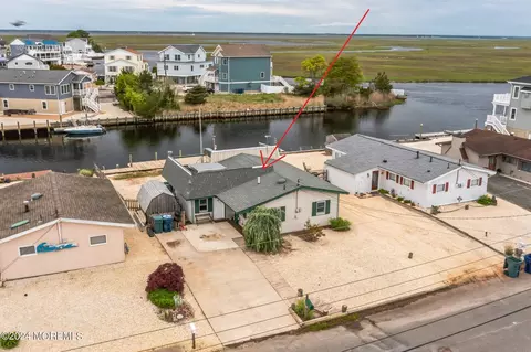 47 W Susquehanna Dr, Little Egg Harbor, NJ 08087