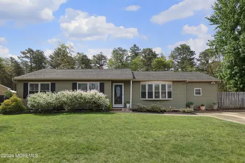 900 1st Ave, Toms River, NJ 08757