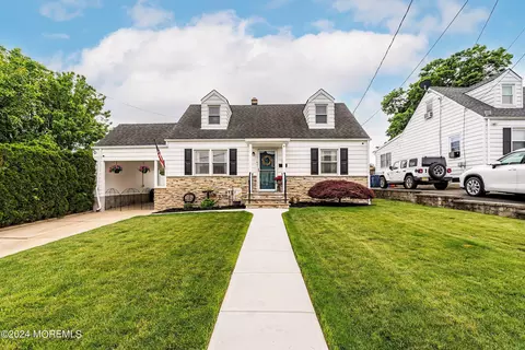 2 Petrich Pl, North Brunswick, NJ 08902
