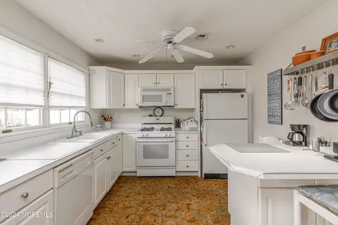 182 Binnacle Rd, Brick, NJ 08723 photo 13