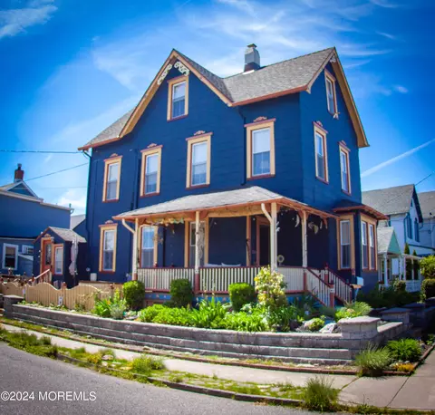 104 Cookman Ave, Ocean Grove, NJ 07756