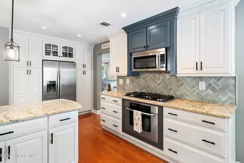 6 Dogwood Rd, Middletown, NJ 07748 photo 9