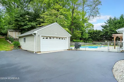6 Dogwood Rd, Middletown, NJ 07748 photo 37