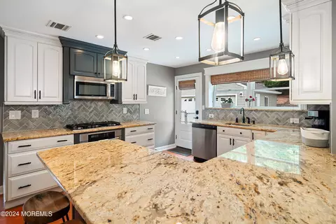 6 Dogwood Rd, Middletown, NJ 07748 photo 6