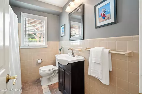 6 Dogwood Rd, Middletown, NJ 07748 photo 22