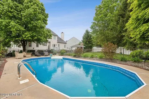 23 Paceview Dr, Howell, NJ 07731 photo 37