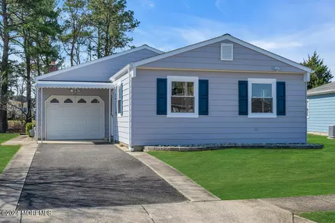 23 Speighstown Pl, Toms River, NJ 08757