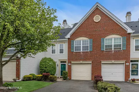 142 S Manor Ct, Wall, NJ 07719