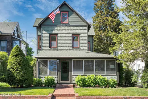 159 Ocean Ave, Island Heights, NJ 08732