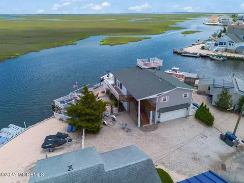 144 E Sail Dr, Little Egg Harbor, NJ 08087
