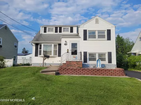 24 Carter Pl, Parlin, NJ 08859