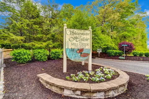 137 Spoonbill Holw, Bayville, NJ 08721