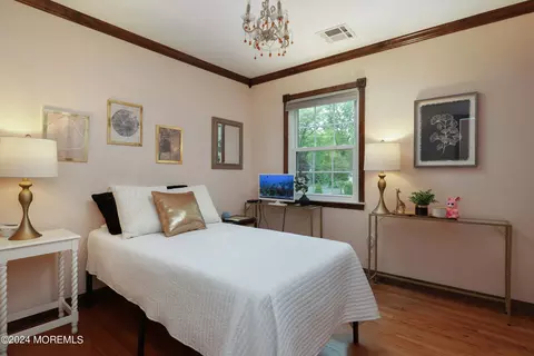 Bedroom - 4 E Point Rd, Lincroft, NJ 07738 photo 3 of 4
