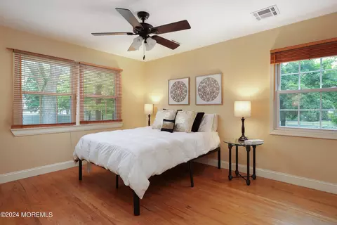 Bedroom - 4 E Point Rd, Lincroft, NJ 07738 photo 1 of 4
