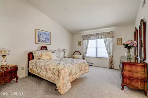 4 Walnut Dr, Howell, NJ 07731 photo 15