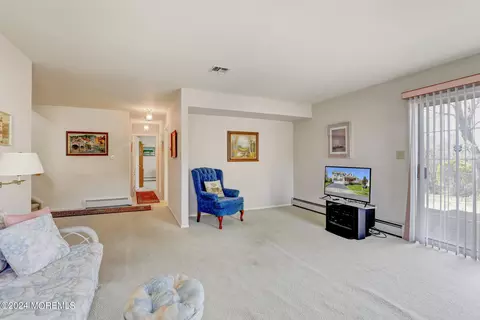 4 Walnut Dr, Howell, NJ 07731 photo 21