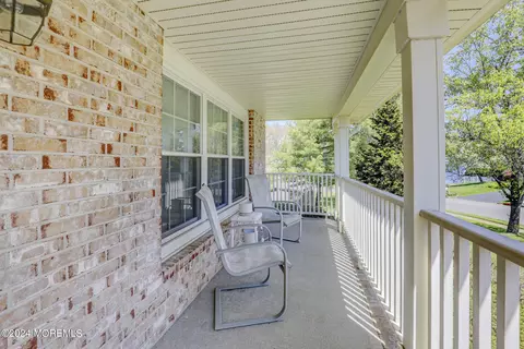 4 Walnut Dr, Howell, NJ 07731 photo 4