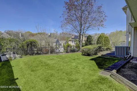 4 Walnut Dr, Howell, NJ 07731 photo 25