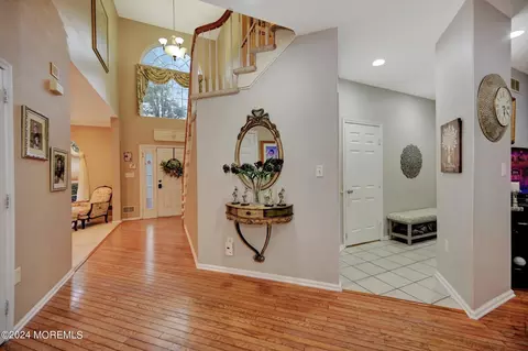 21 Chiswick Ct, Jackson, NJ 08527 photo 2