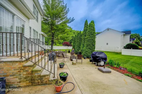 21 Chiswick Ct, Jackson, NJ 08527 photo 32