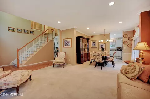 21 Chiswick Ct, Jackson, NJ 08527 photo 7