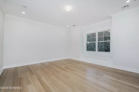 Bedroom - 3 Allencrest Rd, Rumson, NJ 07760 photo 2 of 9