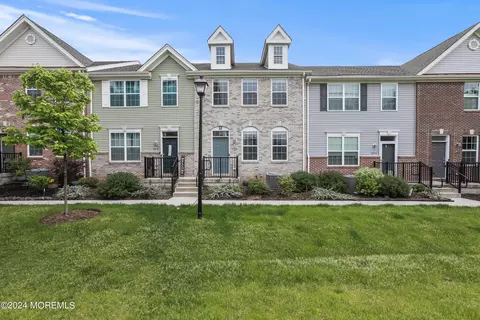 2212 Stelmaszek Rd, Parlin, NJ 08859