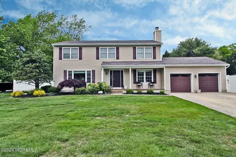 1423 Whitetail Ln, Toms River, NJ 08753
