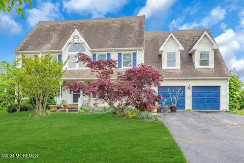 144 Mapletree Rd, Toms River, NJ 08753
