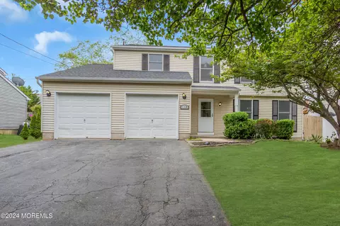 119 Gunning River Rd, Barnegat, NJ 08005
