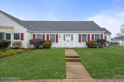 180 Prescott Ln # A, Monroe, NJ 08831