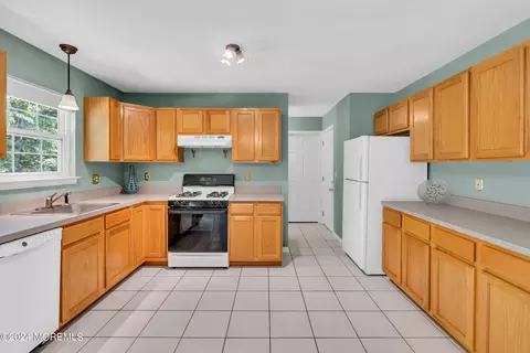 8 Solomon Ct, Jackson, NJ 08527 photo 18