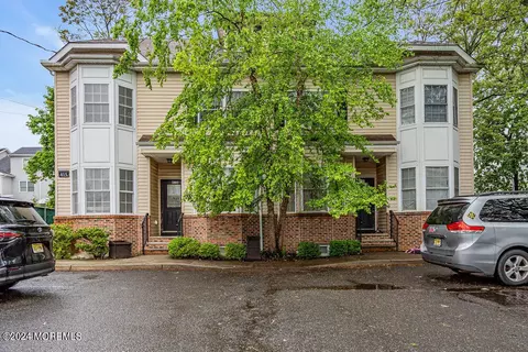 415 1st St #1, Lakewood, NJ 08701
