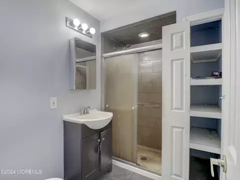 26 E 4th St, Howell, NJ 07731 photo 11